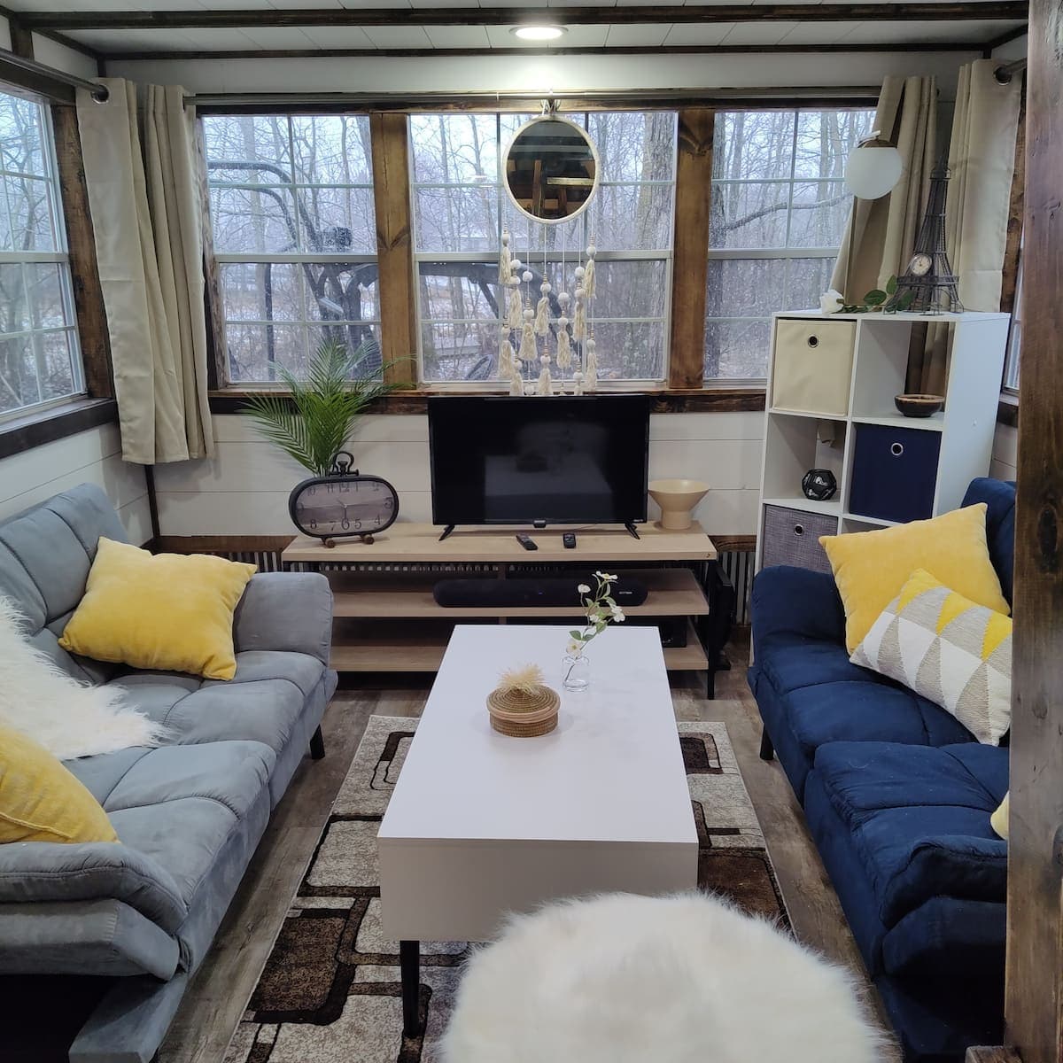 Living space at Cosmos Crossing